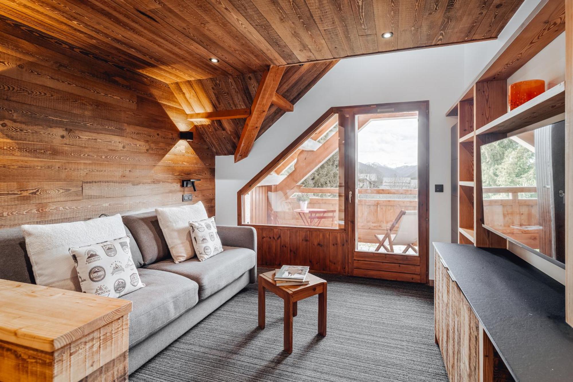 Alliey & Spa Piscine Appart-Hotel Serre Chevalier Le Monêtier-les-Bains Екстериор снимка